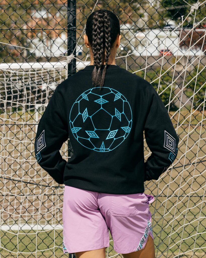 Only 46.80 usd for Carré X Umbro Forward Crewneck Black Online at 